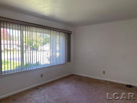 2377 Sunset Ln, Adrian, MI 49221 photo 8