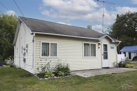 6601 Sawmill Rd, Harrison, MI 48625 photo 2
