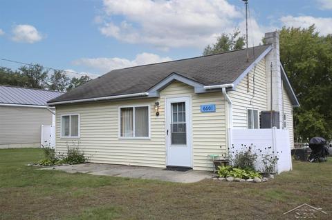 6601 Sawmill Rd, Harrison, MI 48625 photo 1