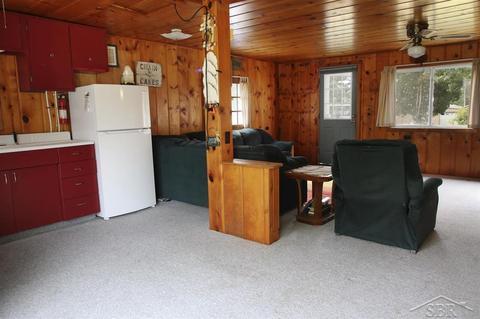 6601 Sawmill Rd, Harrison, MI 48625 photo 4