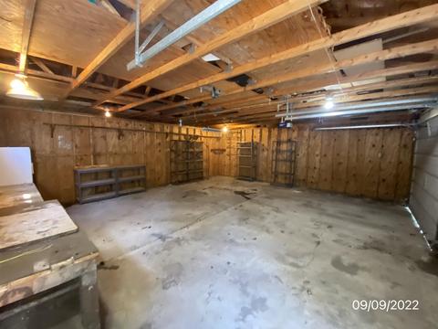 1572 Eberly, Flint, MI 48532 photo 30