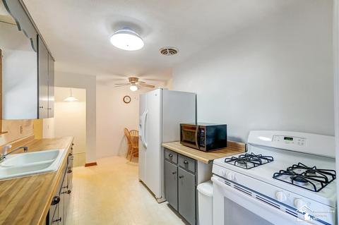 8933 Crabb Rd, Temperance, MI 48182 photo 13