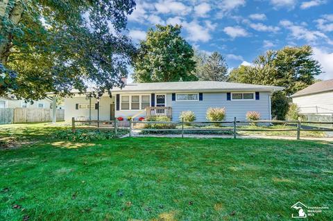 8933 Crabb Rd, Temperance, MI 48182 photo 1