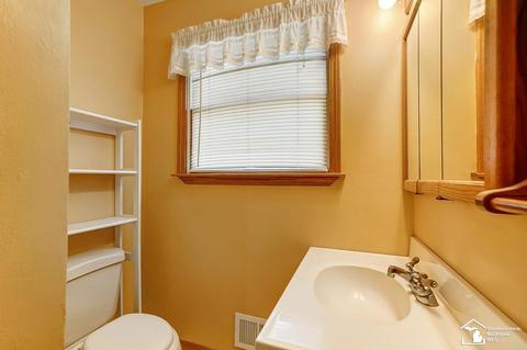 8933 Crabb Rd, Temperance, MI 48182 photo 31