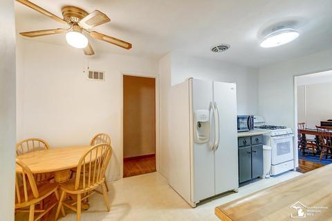 8933 Crabb Rd, Temperance, MI 48182 photo 18