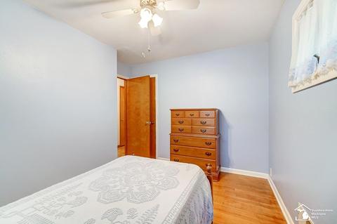 8933 Crabb Rd, Temperance, MI 48182 photo 29