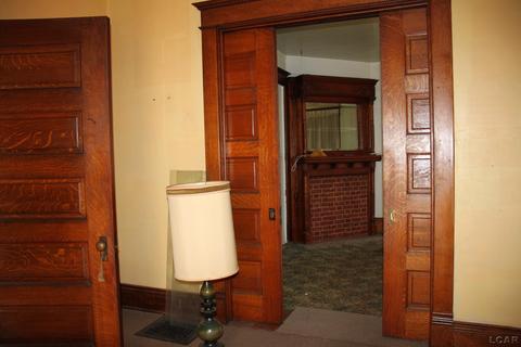 317 E Maumee, Adrian, MI 49221 photo 8