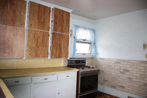 317 E Maumee, Adrian, MI 49221 photo 28