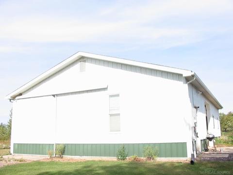 5400 Walker, Marlette, MI 48453 photo 4
