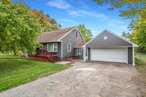 7048 Lapeer, Davison, MI 48423 photo 1