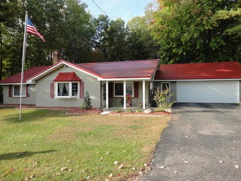 742 N Scott, Farwell, MI 48622