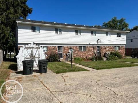 301 Brown, Saint Clair, MI 48079 photo 3