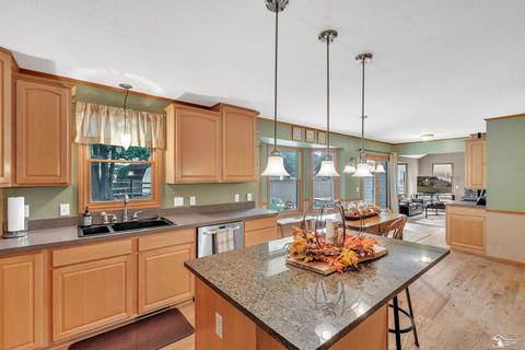 2268 Stirrup Dr, Temperance, MI 48182 photo 38