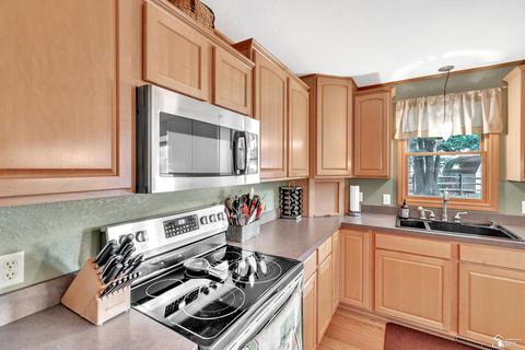 2268 Stirrup Dr, Temperance, MI 48182 photo 37