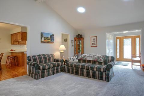 53489 Gregory Dr, Macomb, MI 48042 photo 5