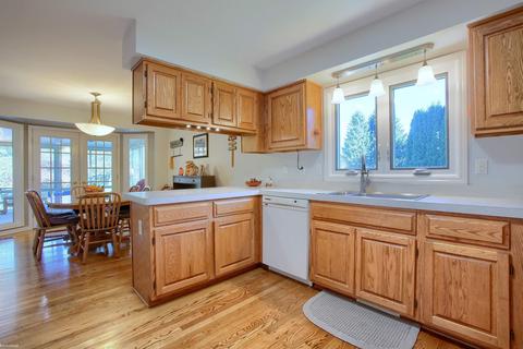 53489 Gregory Dr, Macomb, MI 48042 photo 9