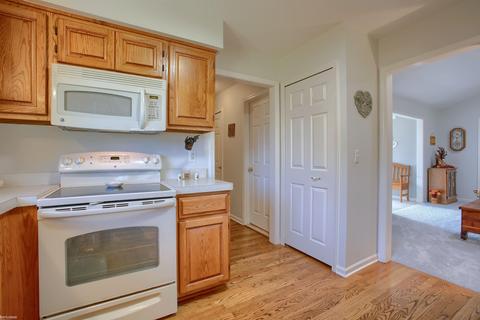 53489 Gregory Dr, Macomb, MI 48042 photo 10