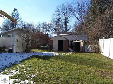 127 E River Rd, Flushing, MI 48433 photo 4