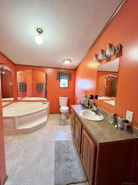 6700 E Bevens Rd, Deford, MI 48729 photo 9