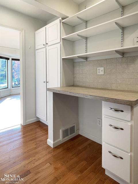 208 Moross, Grosse Pointe Farms, MI 48236 photo 14