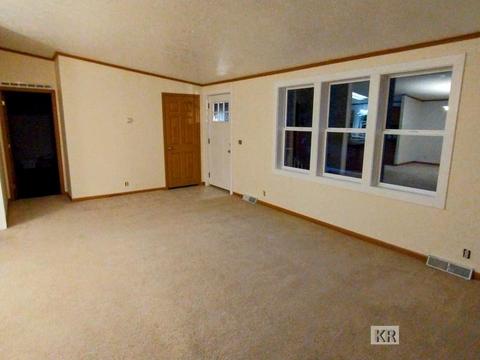 10175 Hillside Ln, Gladwin, MI 48624 photo 14
