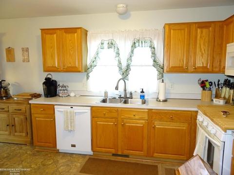 33769 Clearview, Fraser, MI 48026 photo 7