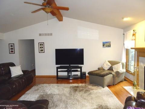 33769 Clearview, Fraser, MI 48026 photo 5