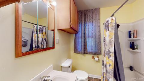 105 Copper St, Ishpeming, MI 49849 photo 9
