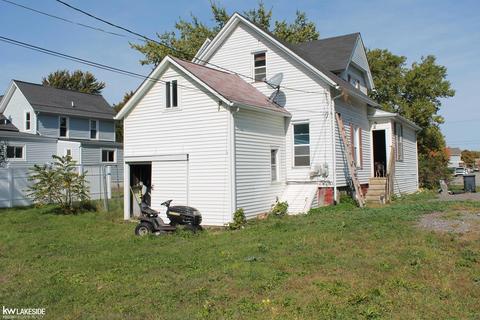 316 E Saint Clair St, Romeo, MI 48065 photo 4