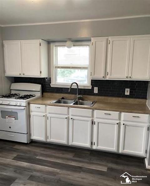 21260 Pinecrest, Taylor, MI 48180 photo 17