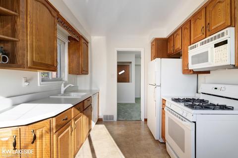 1152 N Stephen, Clawson, MI 48017 photo 13