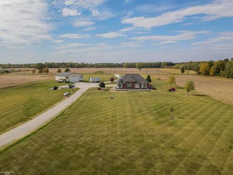 6692 Perry Rd, Yale, MI 48097 photo 6