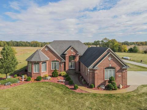 6692 Perry Rd, Yale, MI 48097 photo 1