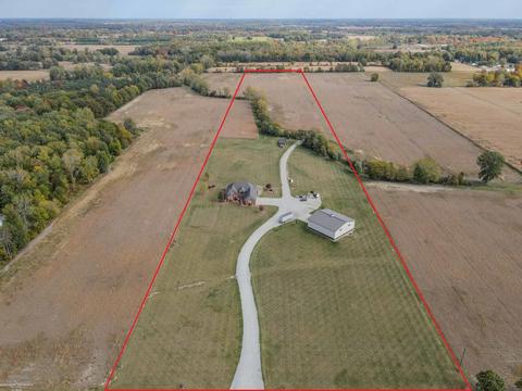 6692 Perry Rd, Yale, MI 48097 photo 4