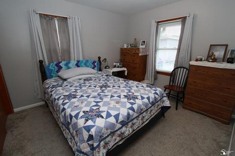 140 N Roessler, Monroe, MI 48162 photo 16