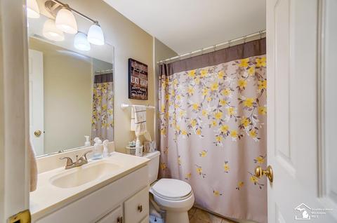 512 Bates Ln, Monroe, MI 48162 photo 37