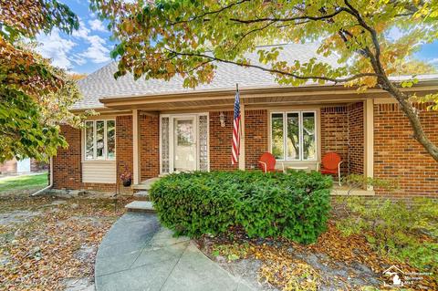 512 Bates Ln, Monroe, MI 48162 photo 2