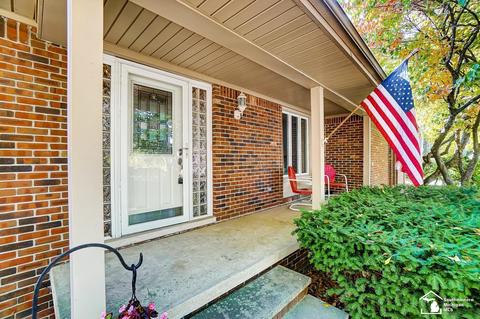 512 Bates Ln, Monroe, MI 48162 photo 5