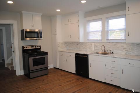 28 W Willow St, Monroe, MI 48162 photo 8