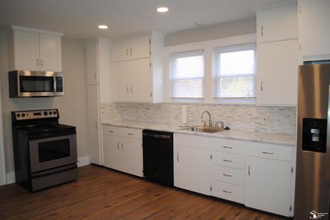 28 W Willow St, Monroe, MI 48162 photo 9
