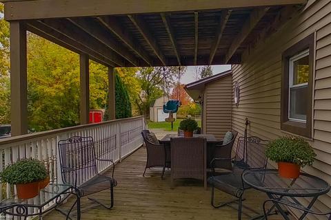 10318 E Bennington Rd, Durand, MI 48429 photo 5