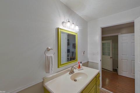 10318 E Bennington Rd, Durand, MI 48429 photo 19