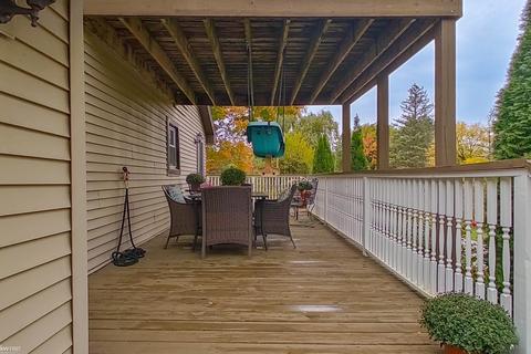 10318 E Bennington Rd, Durand, MI 48429 photo 6