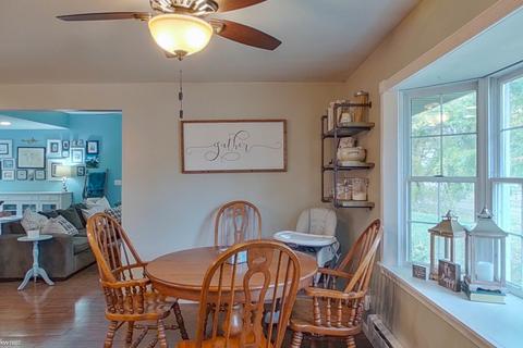 10318 E Bennington Rd, Durand, MI 48429 photo 7