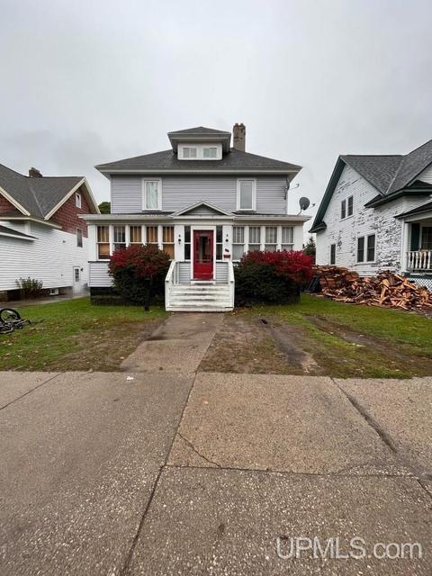 313 Elm, Munising, MI 49862 photo 1