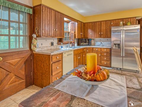 314 Cole Rd, Monroe, MI 48162 photo 16