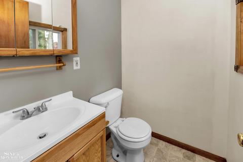 1947 Washington St, Algonac, MI 48001 photo 25