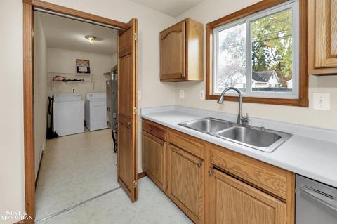 1947 Washington St, Algonac, MI 48001 photo 18