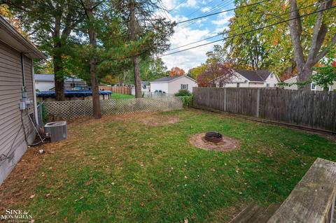 1947 Washington St, Algonac, MI 48001 photo 12