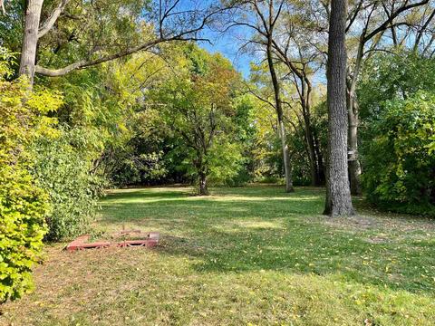 2002 N Dexter, Flint, MI 48506 photo 4
